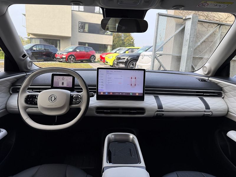 Dongfeng Ostatní E3 360° kamera 42 kWh - fotka 12 z 40