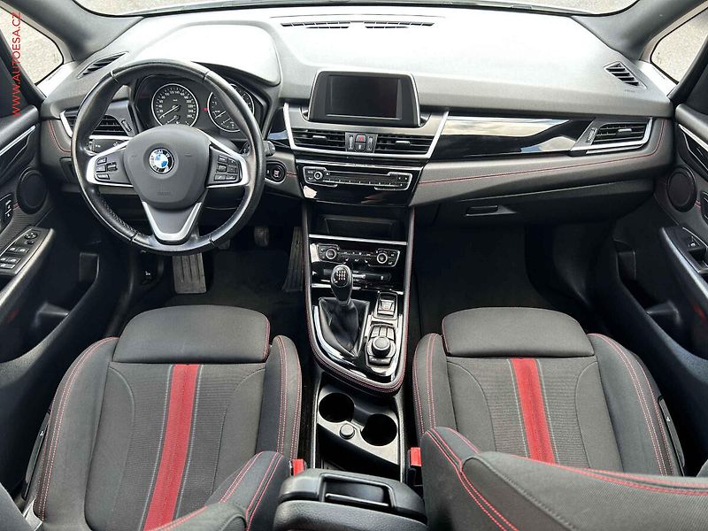 BMW Řada 2 (2016) 1.5i, ČR, autoAC, temp - fotka 8 z 19