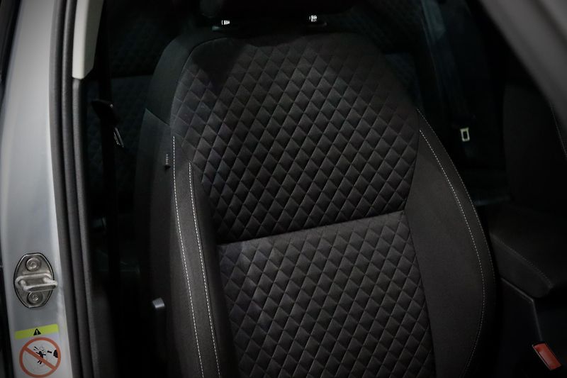 Škoda Octavia 3 FL Combi 1.4 TSI 110 kW - fotka 16 z 31