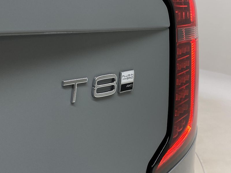 Volvo XC90 (2026) T8 AWD Plug-in DARK PLUS 7m - fotka 22 z 75