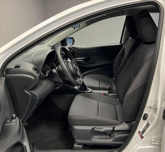 Toyota Yaris ACTIVE - fotka 7 z 15