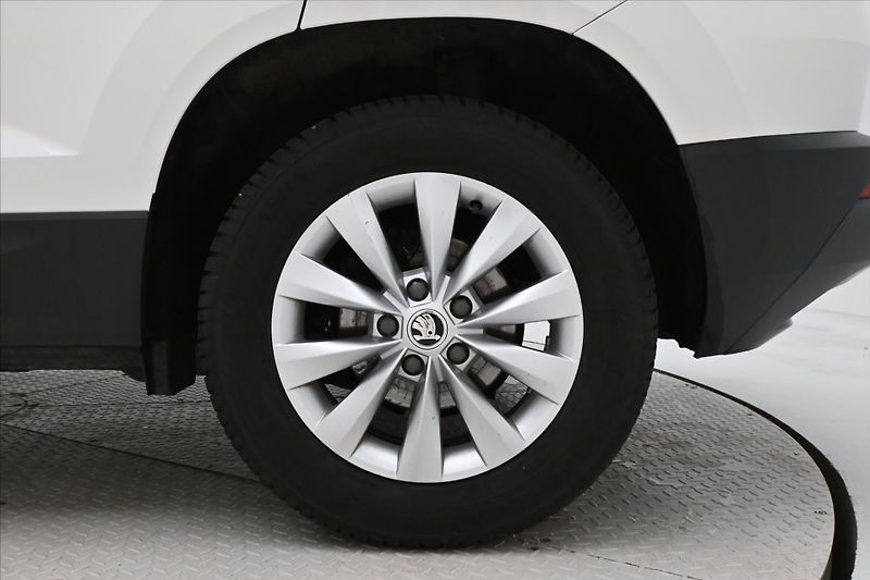 Škoda Karoq 1,5 TSI 110 kW Ambition Tažné - fotka 30 z 30