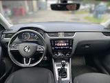 Škoda Superb 2,0 TDI 110 Style - náhled 9