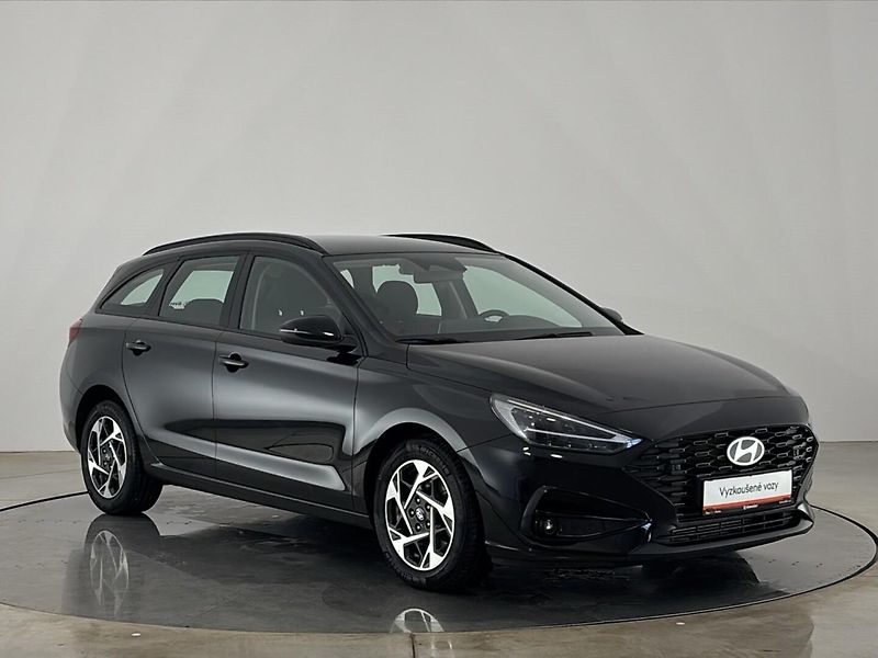 Hyundai i30 Smart DCT - fotka 14 z 26