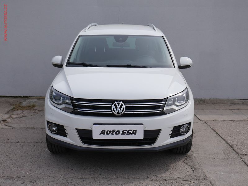 Volkswagen Tiguan (2012) 2.0TDi 4x4, ČR, Bixen, AC - fotka 2 z 19