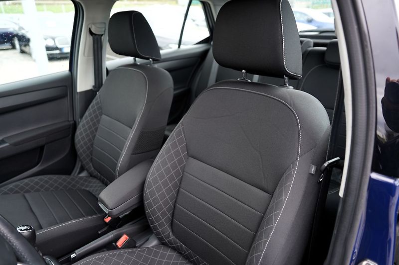 Škoda Fabia 1.4 TDI 77kW Style/ČR/klima - fotka 21 z 37