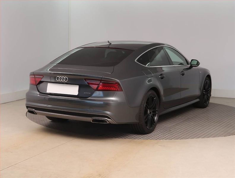 Audi A7 (2016) S-Line 3.0 TDI - fotka 5 z 18