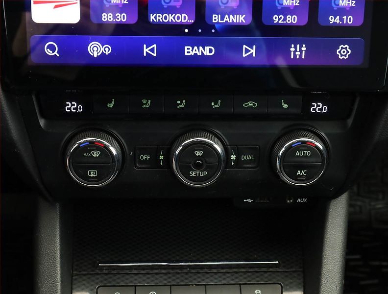 Škoda Octavia (2013) RS 2.0 TDI, Xenony, Tempomat - fotka 13 z 19