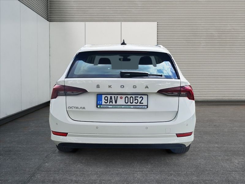 Škoda Octavia 1,5 TSI Style - fotka 4 z 11