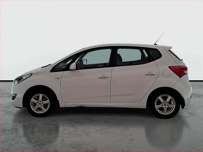 Hyundai ix20 (2015) 1.4 CVVT, Serv.kniha - fotka 3 z 17
