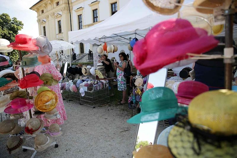 Legendární akce Veteranfest přilákal v letošní ročníku do Slavkova u Brna rekordní počet návštěvníků i vystavovatelů.