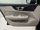 Volvo V60 CC B4 AWD BRIGHT PLUS AUT CZ - náhled 7