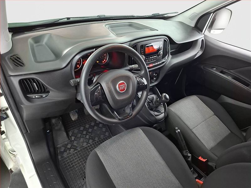 Fiat Dobló (2018) 1.6 MultiJet, ČR, DPH - fotka 7 z 13