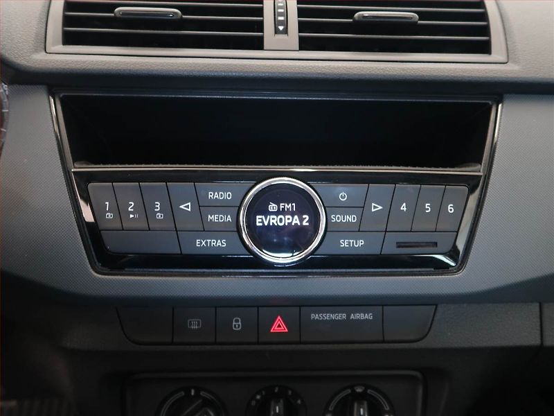 Škoda Fabia (2020) 1.0, Serv.kniha, Tempomat - fotka 12 z 14