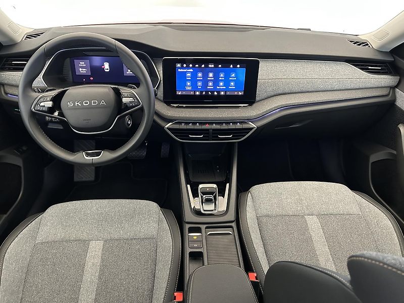 Škoda Octavia 1.5 TSI Top selection - fotka 5 z 24