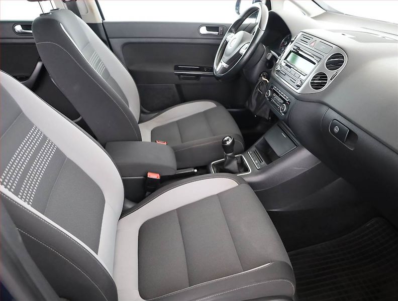 Volkswagen Golf Plus (2013) 1.6 TDI, Park. senzory - fotka 7 z 16