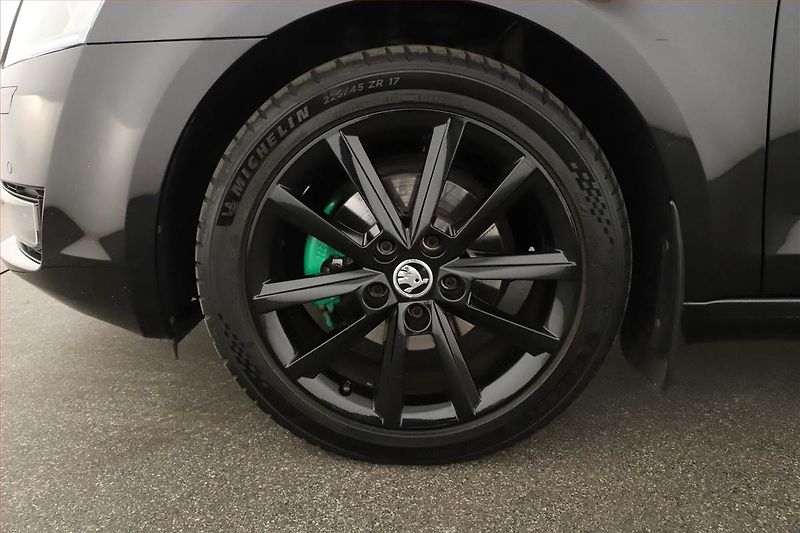 Škoda Octavia (2016) 1.6 TDI, Automat, Navi - fotka 18 z 18