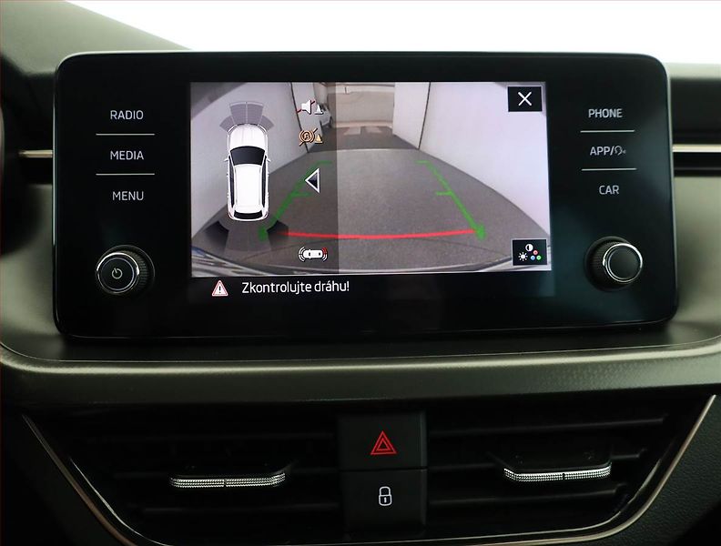 Škoda Kamiq (2021) Style 1.0 TSI, Automat - fotka 14 z 18