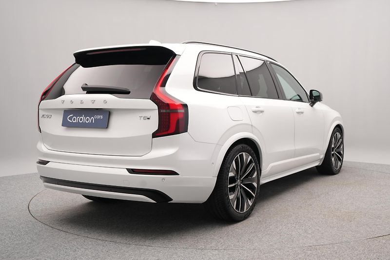 Volvo XC90 (2026) T8 AWD RECHARGE ULTRA DARK 7m - fotka 12 z 30