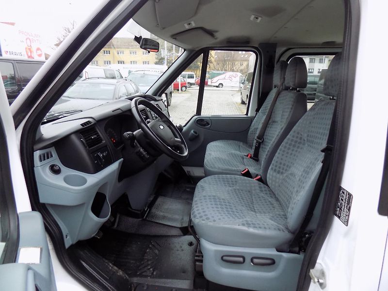 Ford Transit 2,2 TDCI SWB TREND AC 9 MÍST - fotka 21 z 43