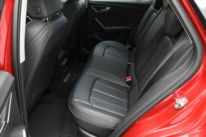 Audi Q2 1,5 35 TFSI 110 kW S-Tronic Zá - fotka 14 z 31