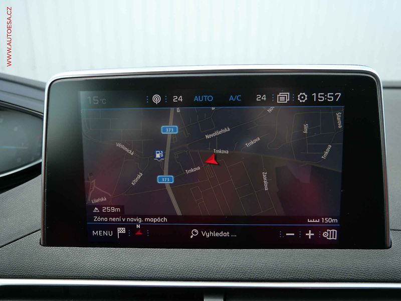 Peugeot 5008 (2018) 2.0HDi, AT, LED, kamera - fotka 21 z 28