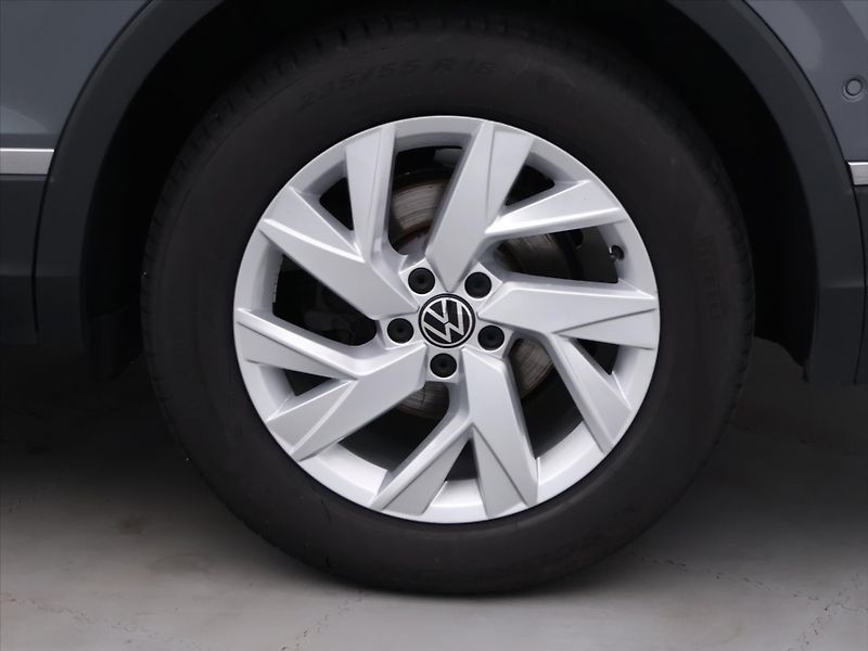 Volkswagen Tiguan 1,5 TSI EVO DSG CZ 1.Maj. DPH - fotka 25 z 32