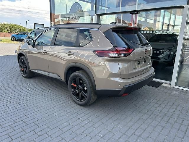 Nissan X-Trail (2026) E-POWER 213HP 4x4 N-Trek  - fotka 4 z 8