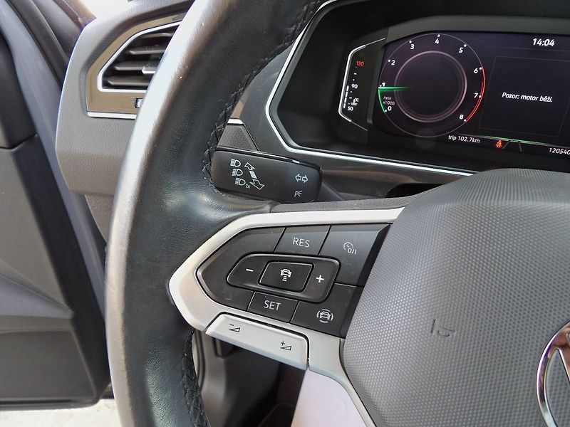 Volkswagen Tiguan 1.5TSI 110kW Virtual Life ACC - fotka 18 z 34