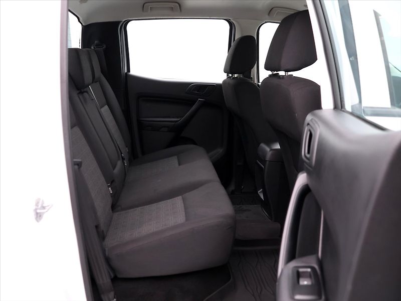 Ford Ranger 2,0 TDCI 4x4 Panther DPH Tažné - fotka 12 z 26