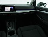 Volkswagen Golf (2022) Life 2.0 TDI, Automat - náhled 8