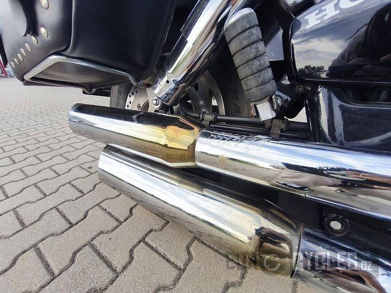 Honda VTX 1300 (2006) - fotka 12 z 13