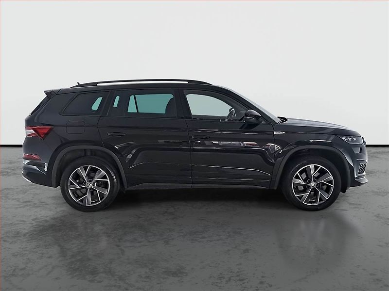 Škoda Kodiaq (2023) 2.0 TSI - fotka 6 z 20