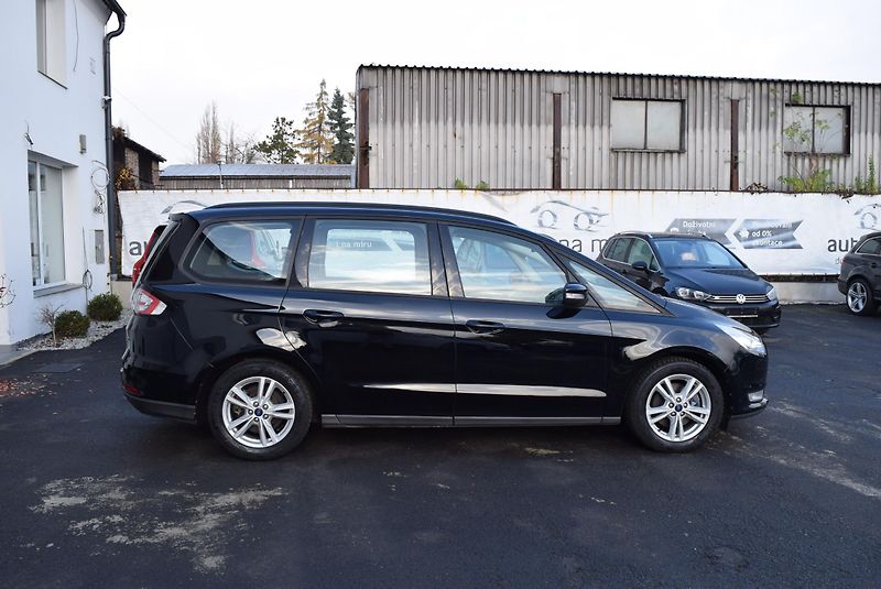 Ford Galaxy (2018) 2.0TDCi 110kw BUSINESS 7MÍST  - fotka 7 z 47