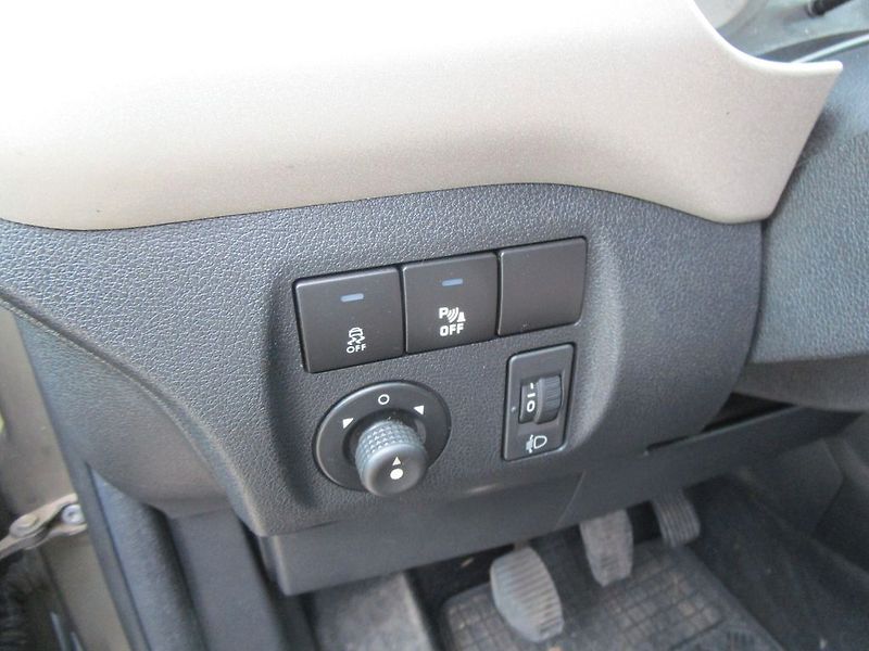 Peugeot Partner 1,6HDI-68KW-KOUP.vČR-1.MAJITEL - fotka 13 z 16