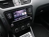Škoda Octavia 1,6 TDI 85kW Ambition 4x4 CZ - náhled 17