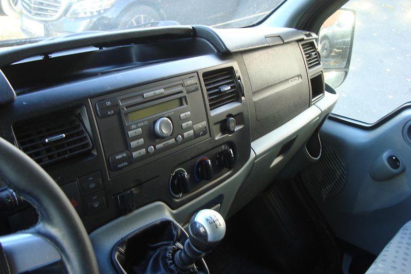 Ford Transit (2010) 2.2TDCi,300M,ČR,S.Kn,9-míst - fotka 52 z 74
