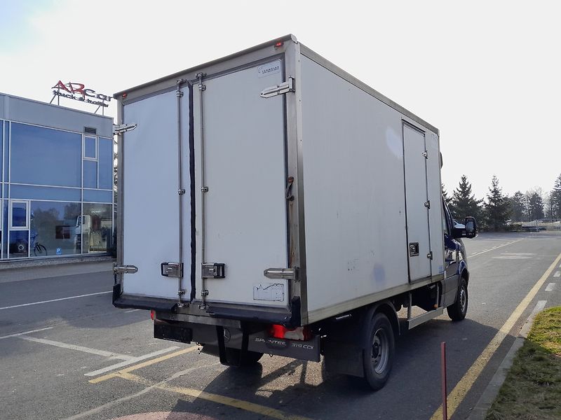 Mercedes-Benz Sprinter 416 CDI Thermoking - fotka 5 z 37