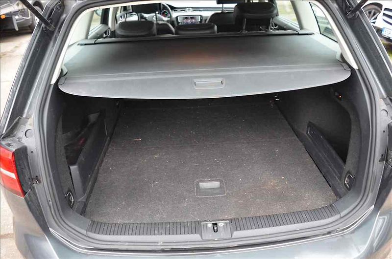 Volkswagen Passat CC (2017) 2,0 BITDI DSG 4-MOTION - fotka 23 z 23