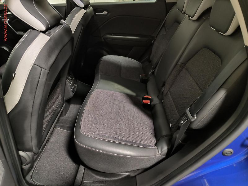 Renault Captur (2021) 1.0 TCe, 1.maj,ČR, Intense - fotka 10 z 17
