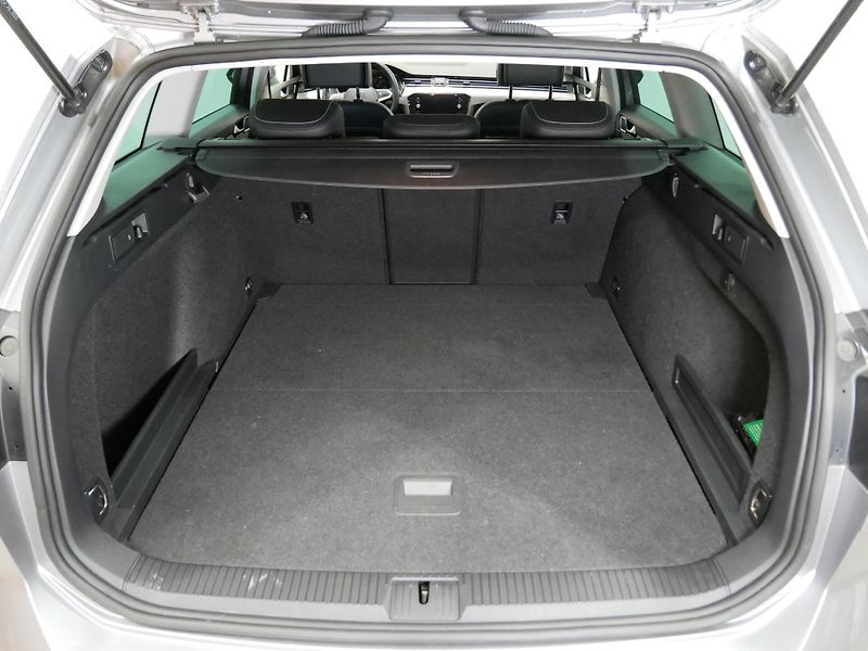 Volkswagen Passat - fotka 20 z 25