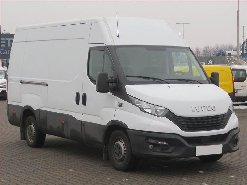 Iveco Daily (2021) 2.3 HPT, L3H2, 12m3, ČR, 1Maj - fotografie inzerátu