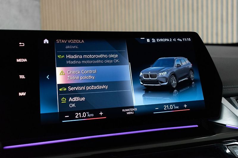 BMW X1 xDrive23d PREMIUM*DPH*ČR 1.MAJ - fotka 30 z 43
