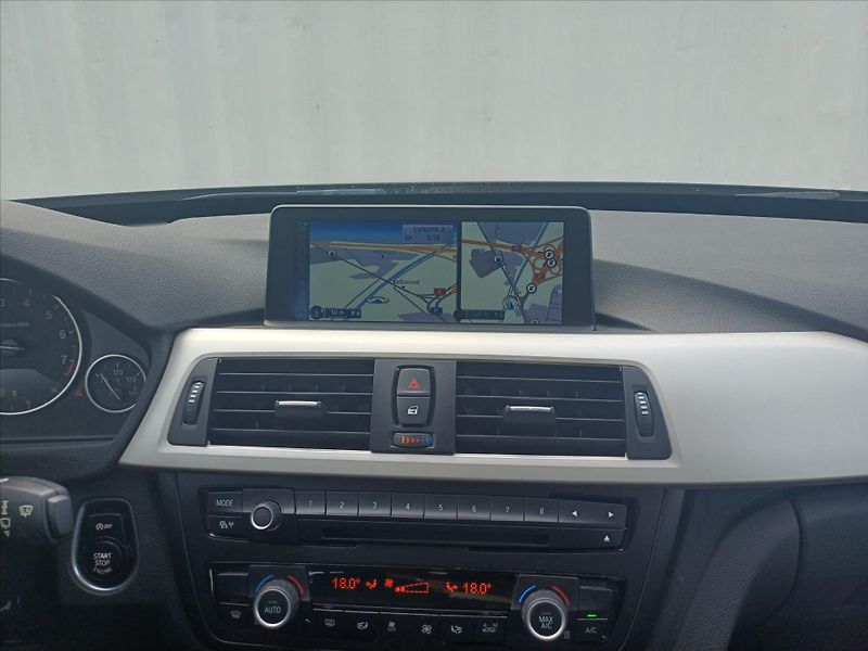 BMW Řada 3 2,0   135Kw XDRIVE GRAN TURISM - fotka 17 z 32