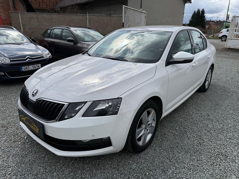 Škoda Octavia 1.6 TDI AMBITION - fotka 3 z 13