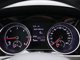 Volkswagen Touran 1,6 TDI 81kW Navi Tažné - náhled 17