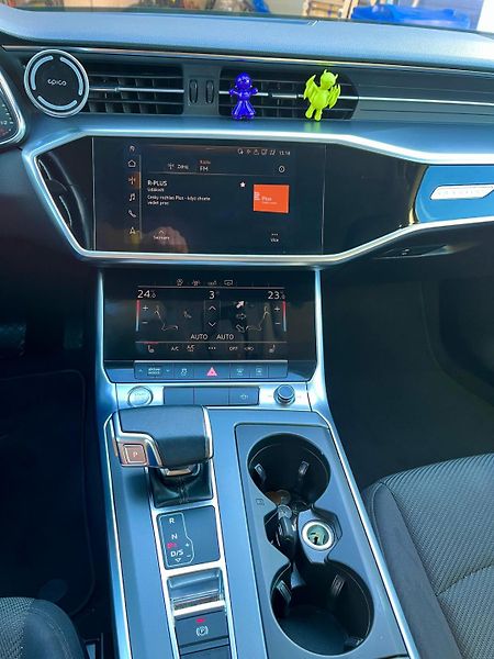Audi A6 2.0 TDI QUATTRO, 150 KW - fotka 8 z 25