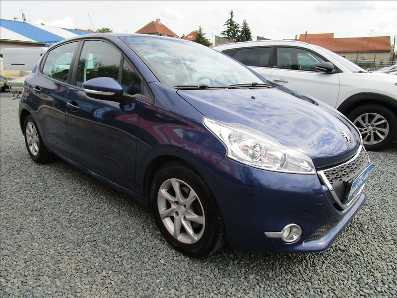 Peugeot 208 1.4HDi  Klima, 2. maj. - fotka 3 z 36