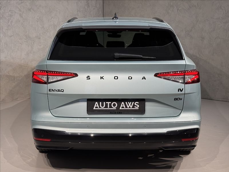 Škoda Enyaq 80x Sportline 4x4 LED Tepelko - fotka 10 z 50