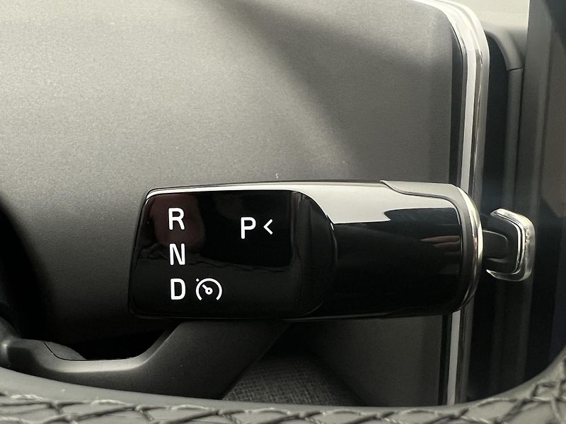 Volvo EX30 (2026) EX30 P8 AWD electric PLUS - fotka 23 z 47